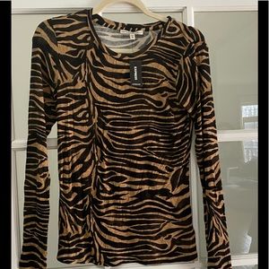 NWT Express long sleeve t shirt